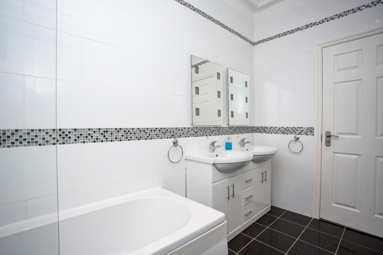 Roker Sea Front Apartments By #Shortstaysaway Съндърланд Екстериор снимка